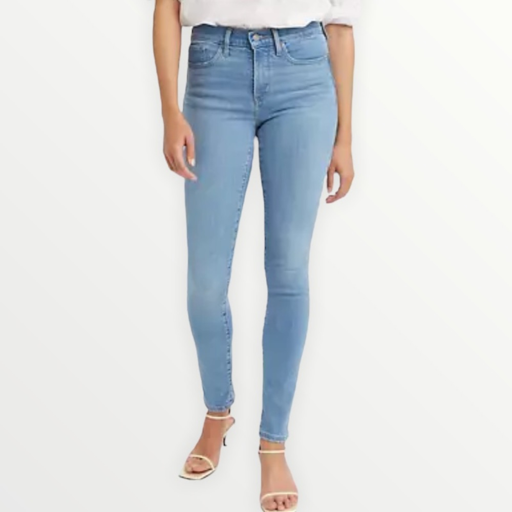 Levi’s 311 Shaping Skinny